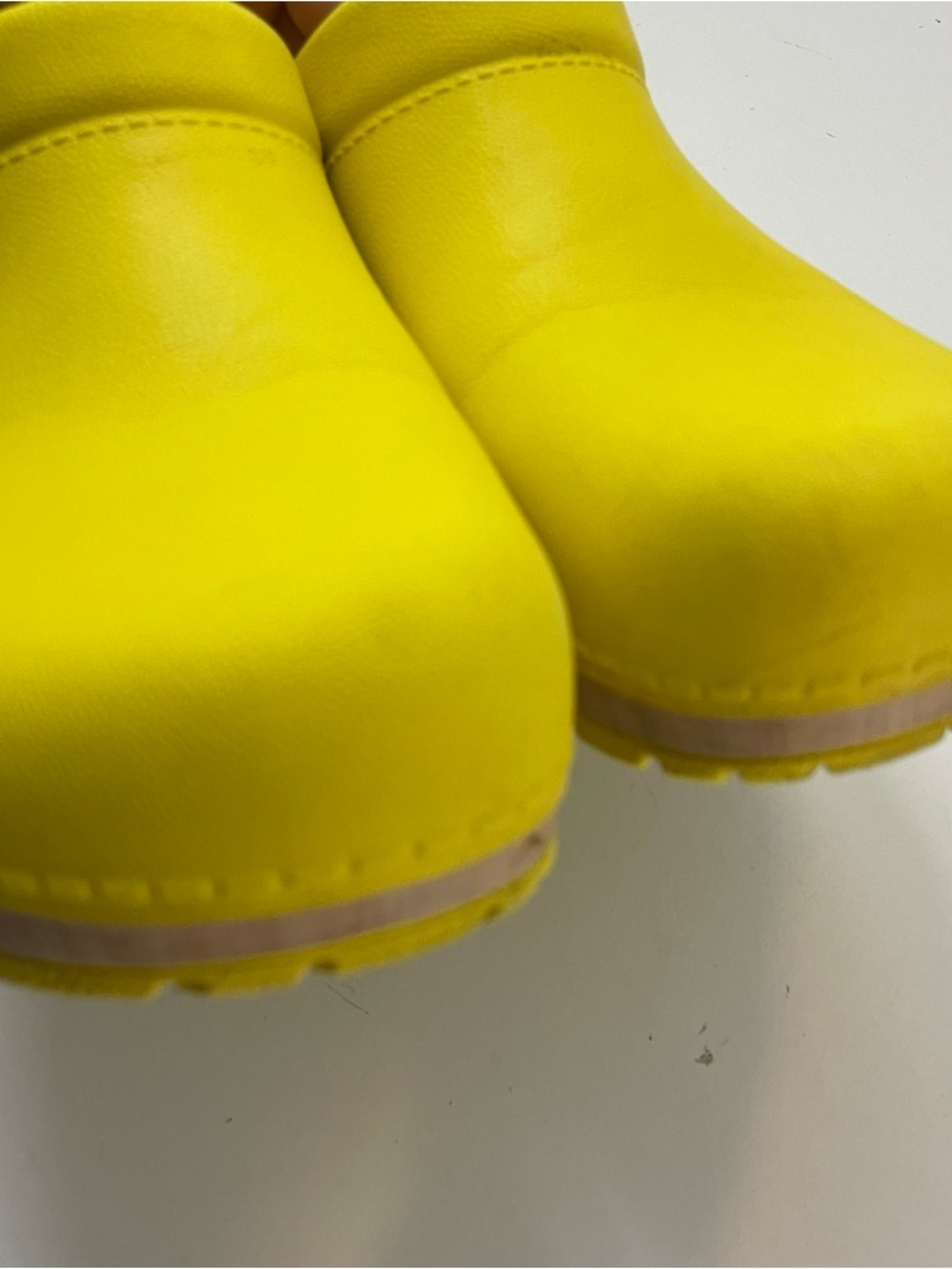 Women’s Yellow Slip-On Comfort Clogs - Picture 6 of 9